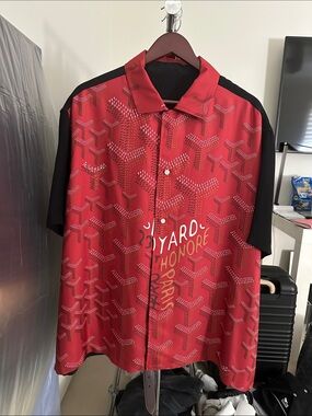 Goyarde Red & Black Short-Sleeve Logo Shirt